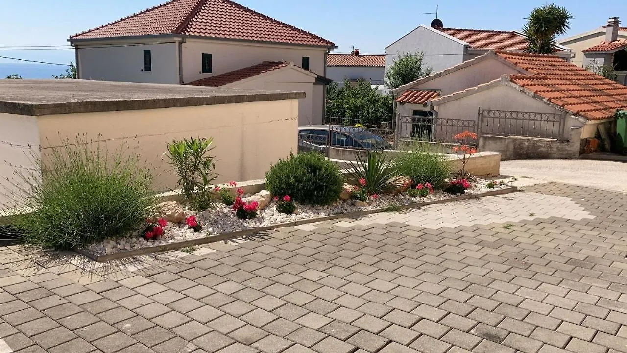 Mavarstica Bay View Apartment With Garage Trogir