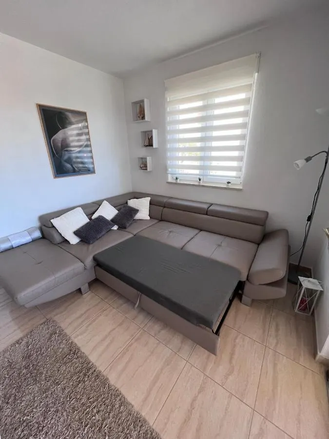 Mavarstica Bay View Apartment With Garage Trogir