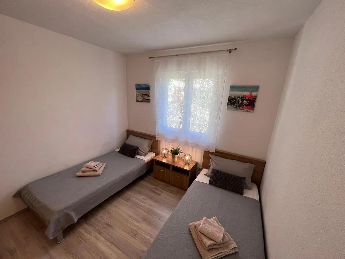 Mavarstica Bay View Apartment With Garage Trogir Croatia