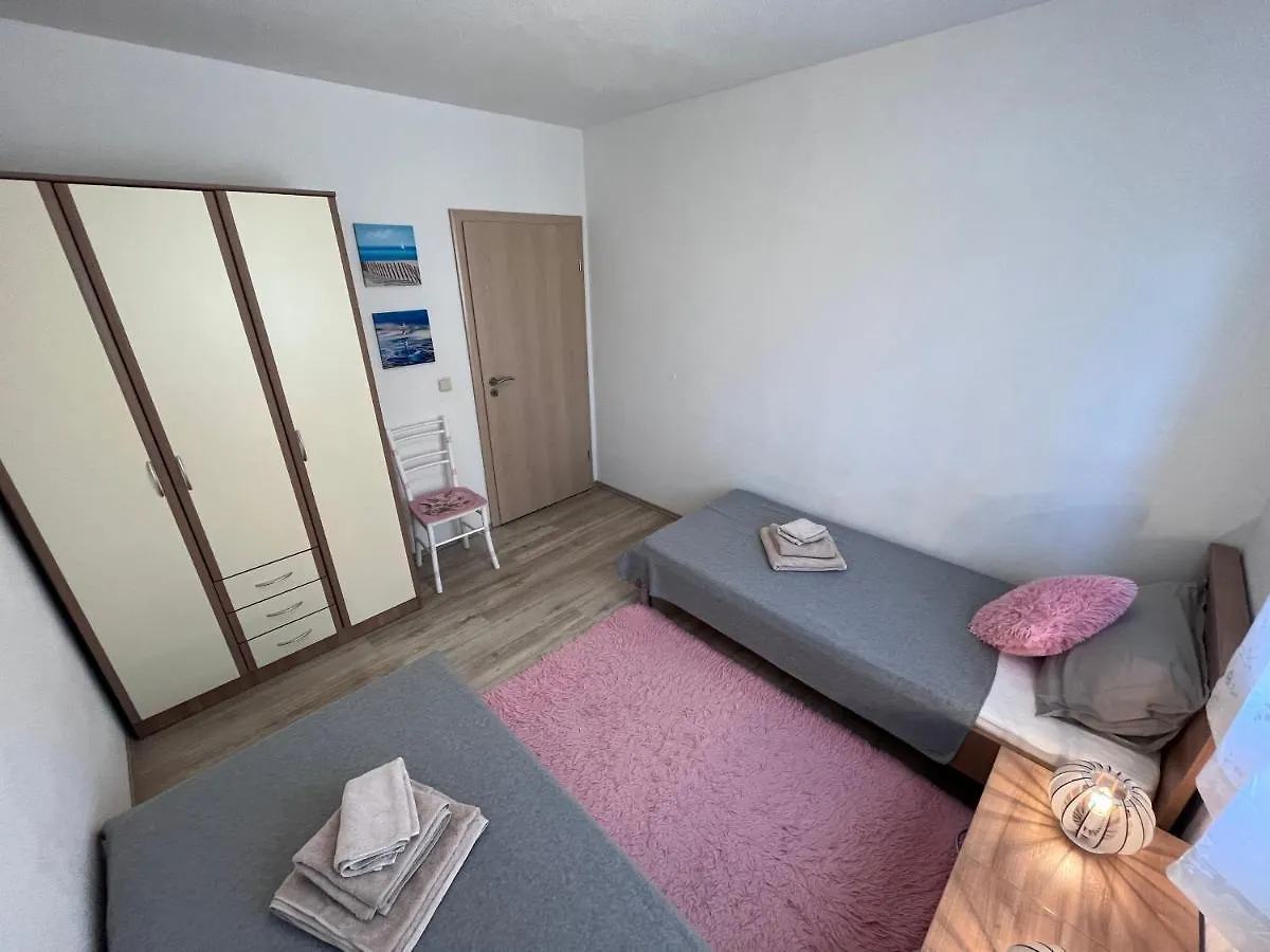 Mavarstica Bay View Apartment With Garage Trogir Croatia